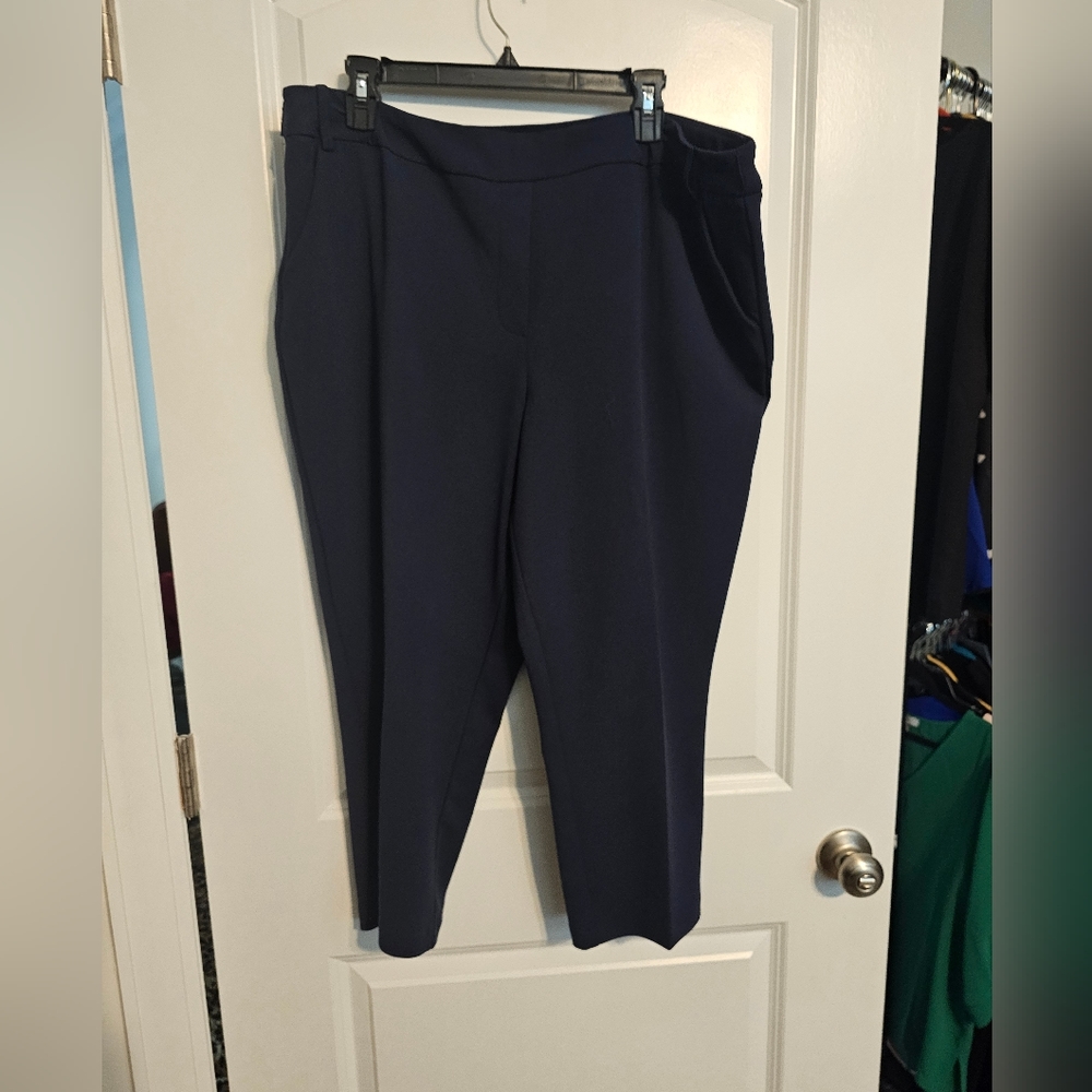 Capri navy blue polyester and spandex pants.  Size XL. I offer bundle discounts.